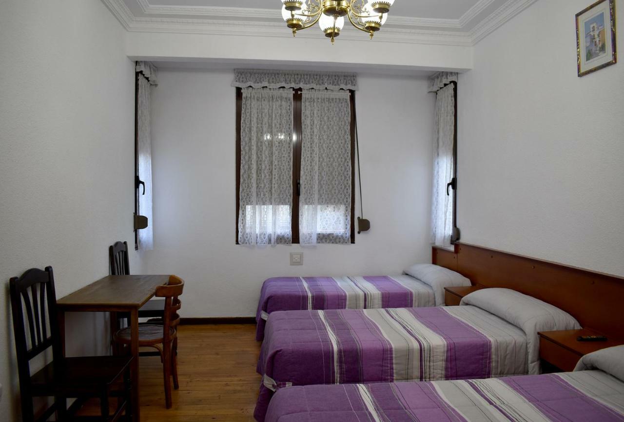 Hostal Oviedo Guest house Leon